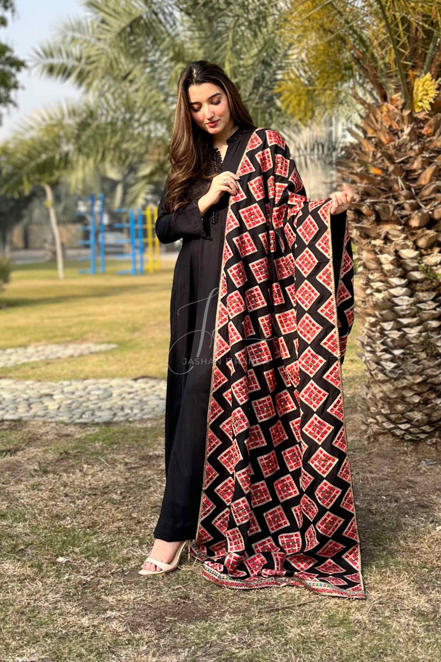 Karandi Embroidered Shawl