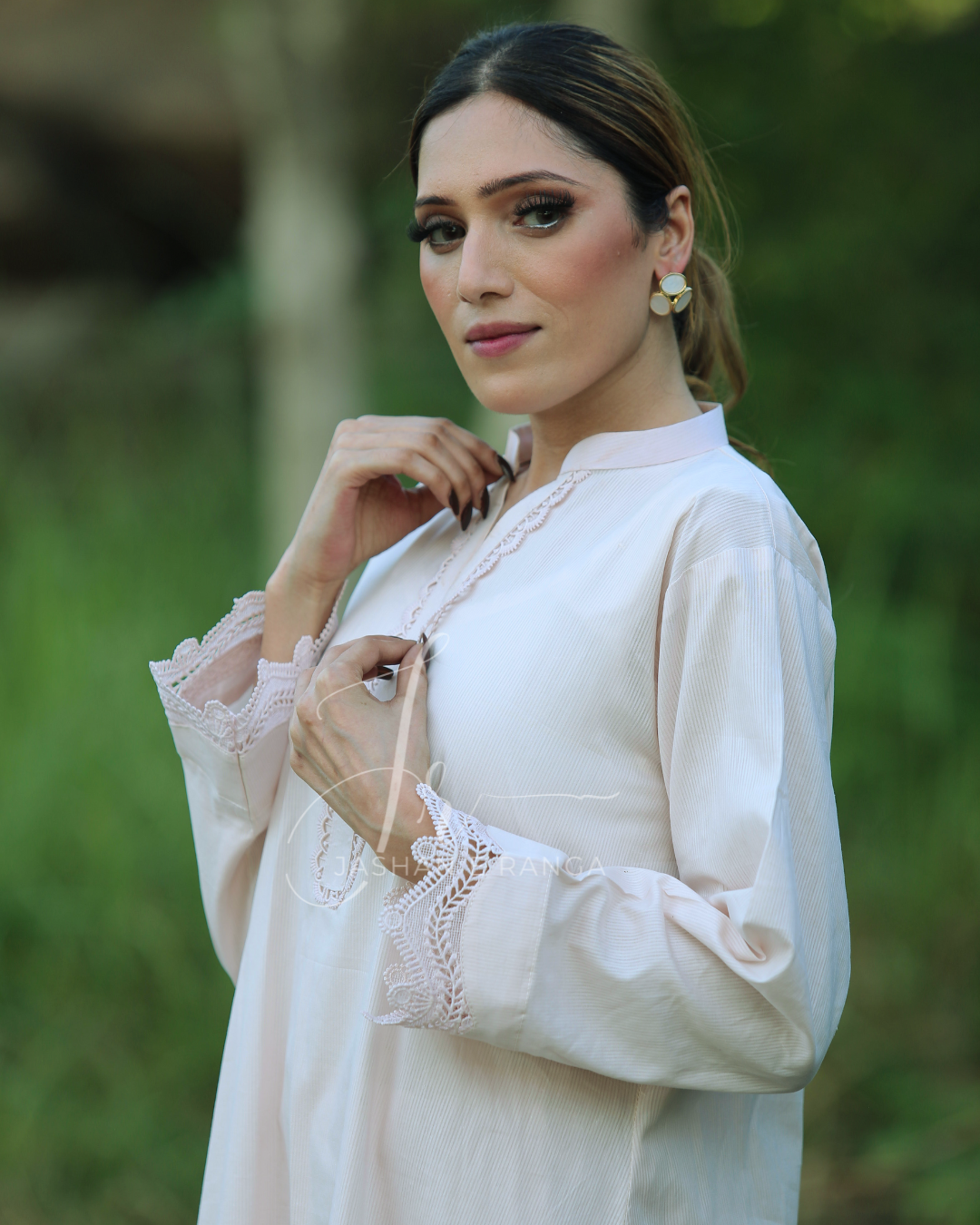 Opal Lace Whisper