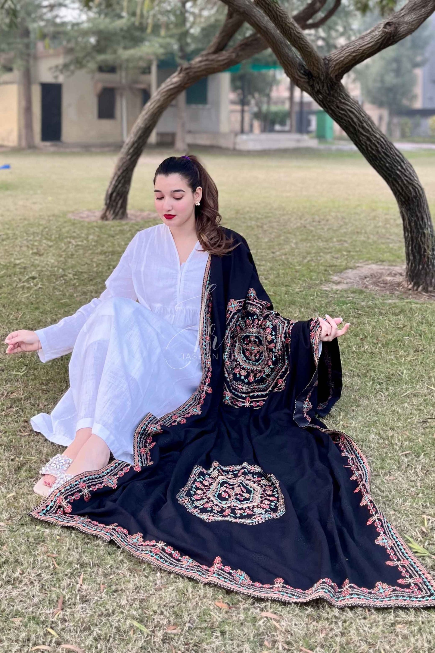 Embroidered Karandi Shawl for Winter Glam