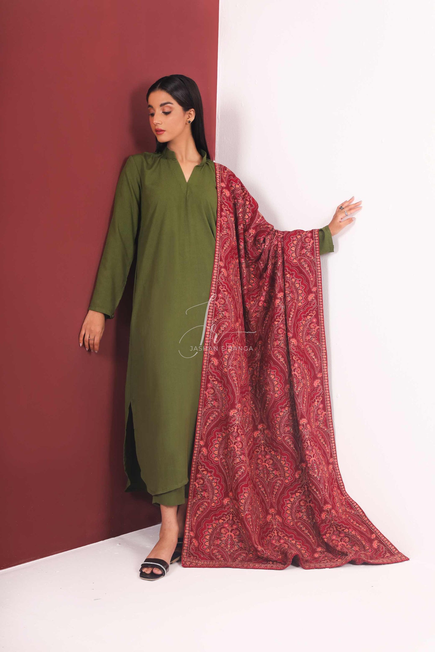 Maroon Full Embroidered Floral Karandi Shawl