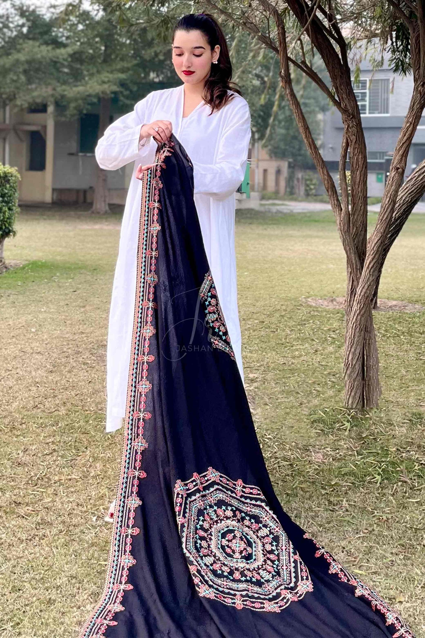 Embroidered Karandi Shawl for Winter Glam