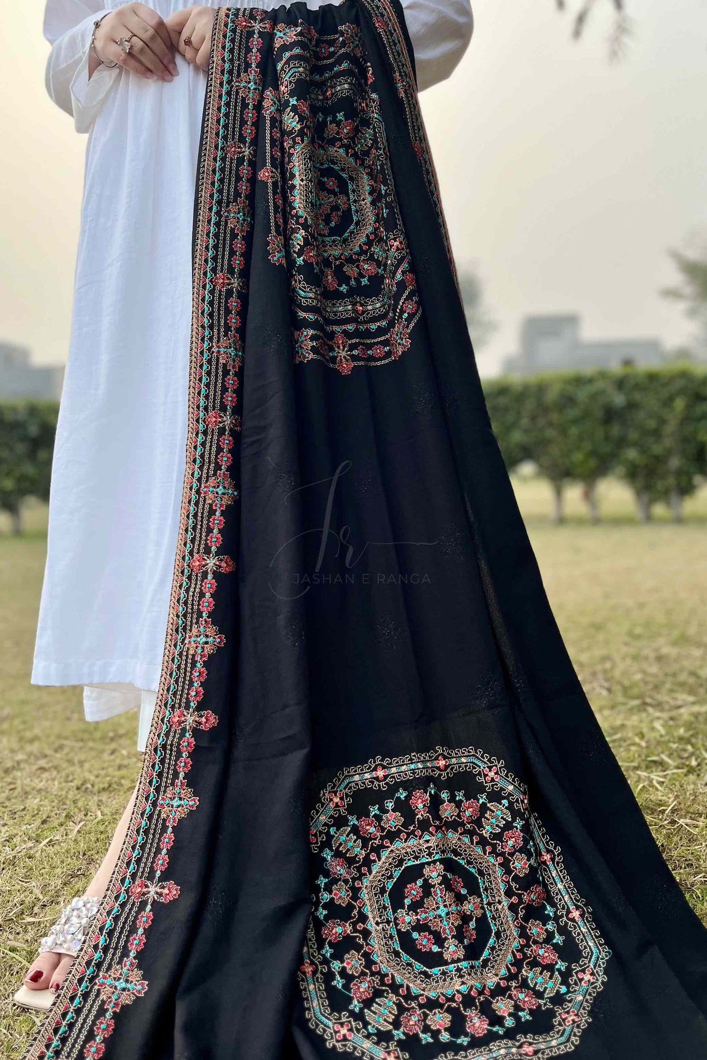 Embroidered Karandi Shawl for Winter Glam