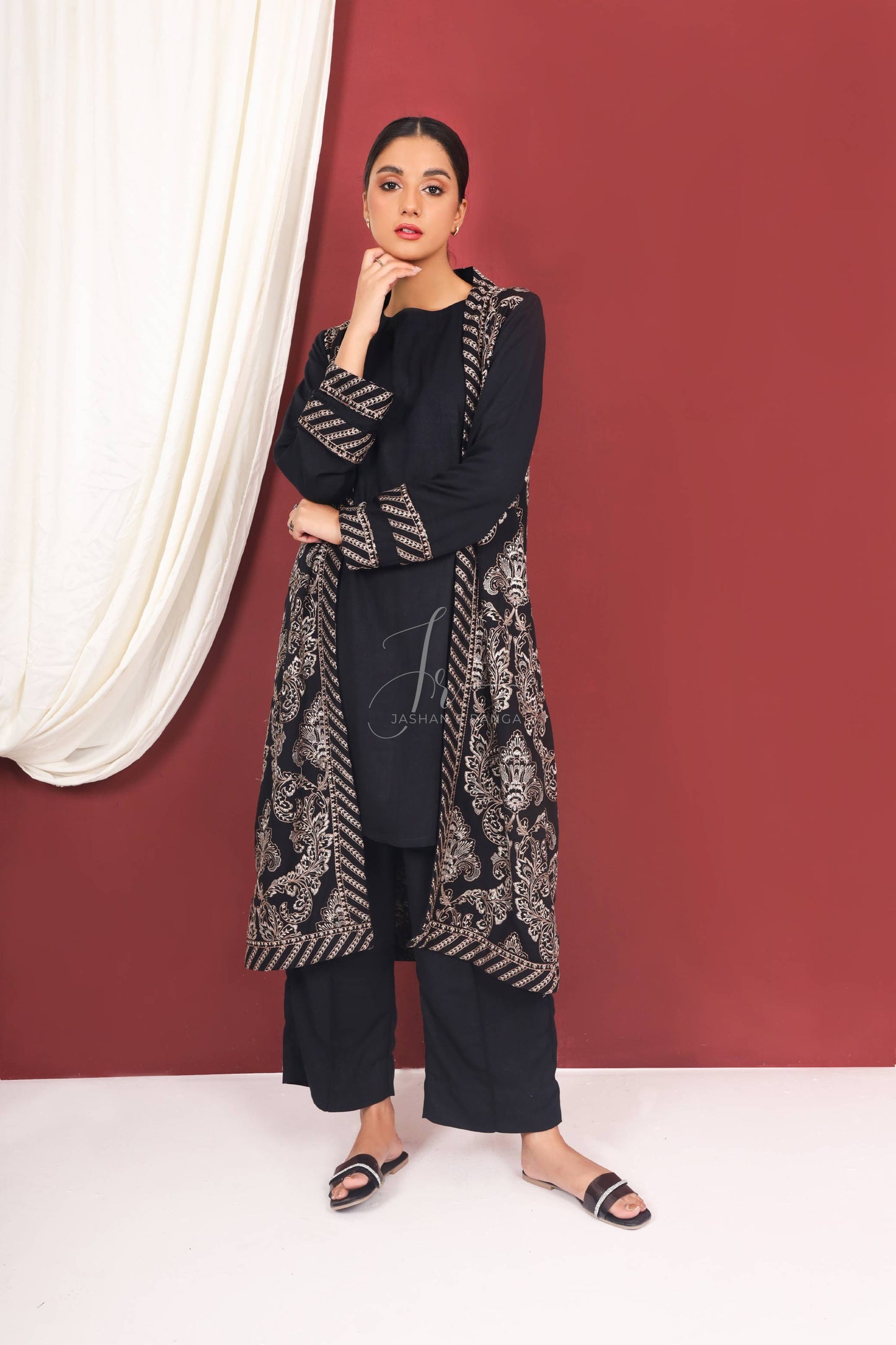 Black Barkan (3- Piece Ready to Wear)
