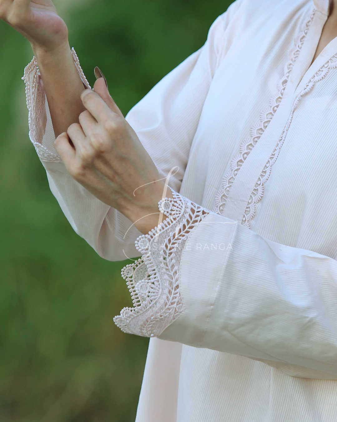 Opal Lace Whisper