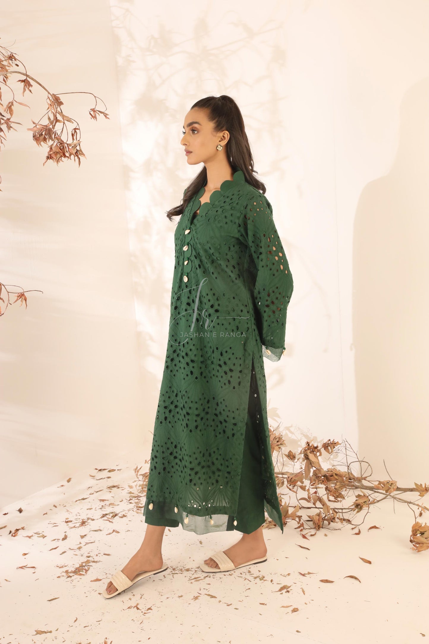 Leaflet (2- Piece Ready to Wear)