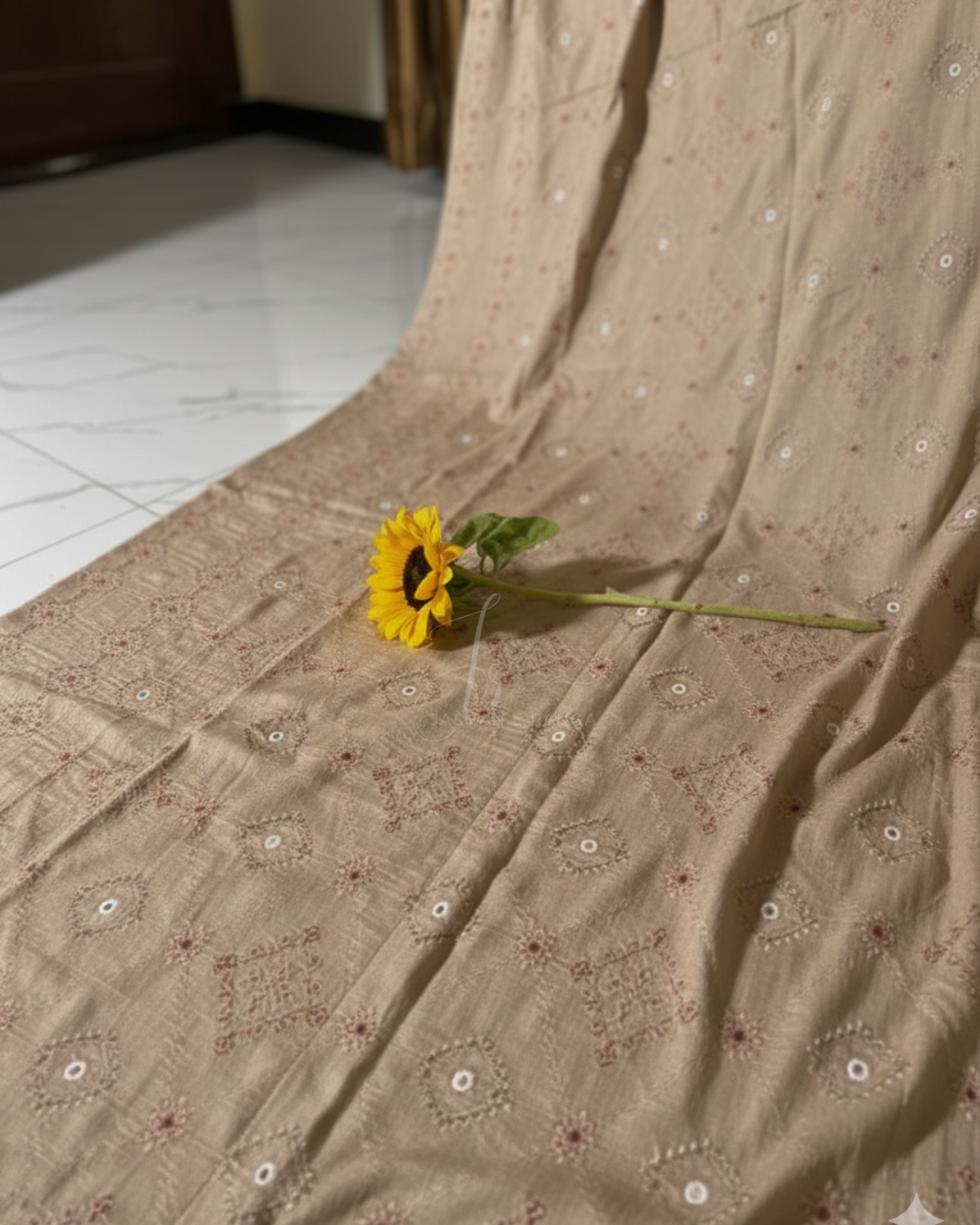 Premium Quality Embroidered Karandi Shawl
