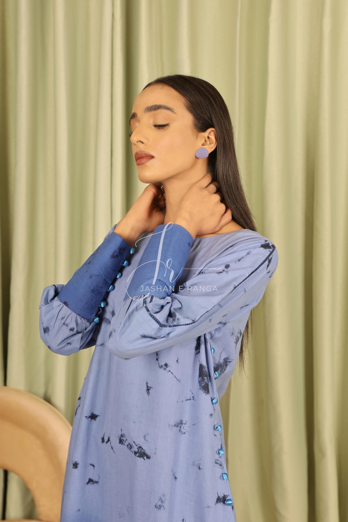 Color of sea (2-piece ready to wear)