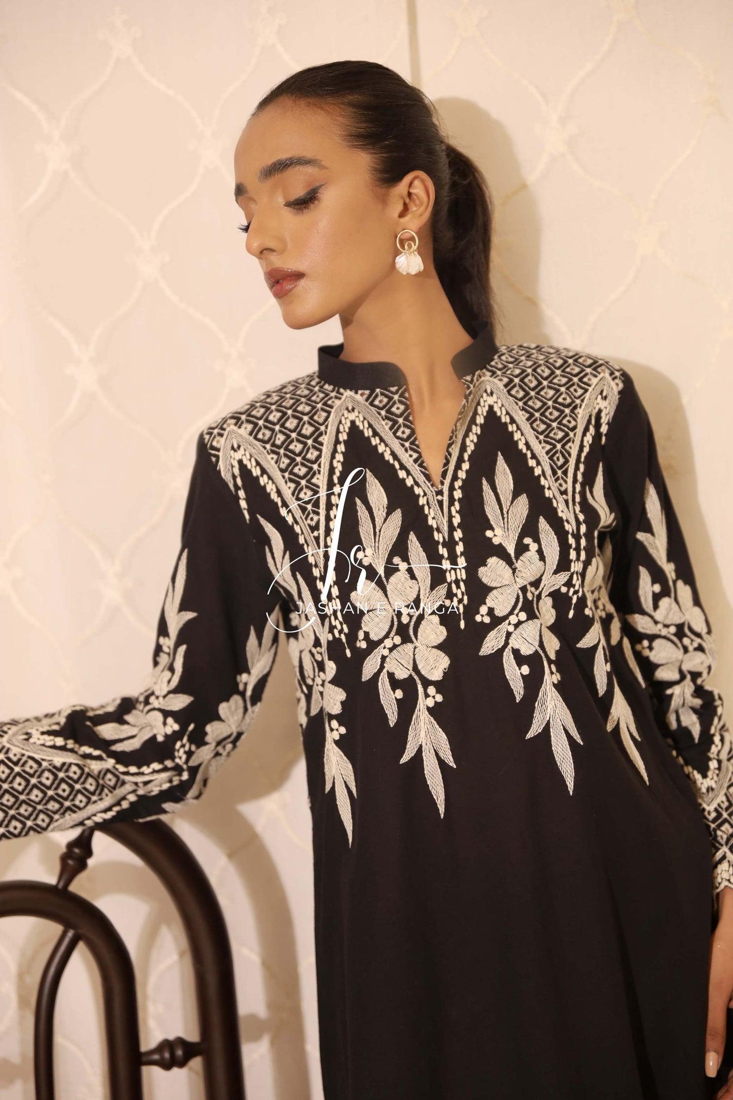 Black Bunch ( 2 piece ready to wear )