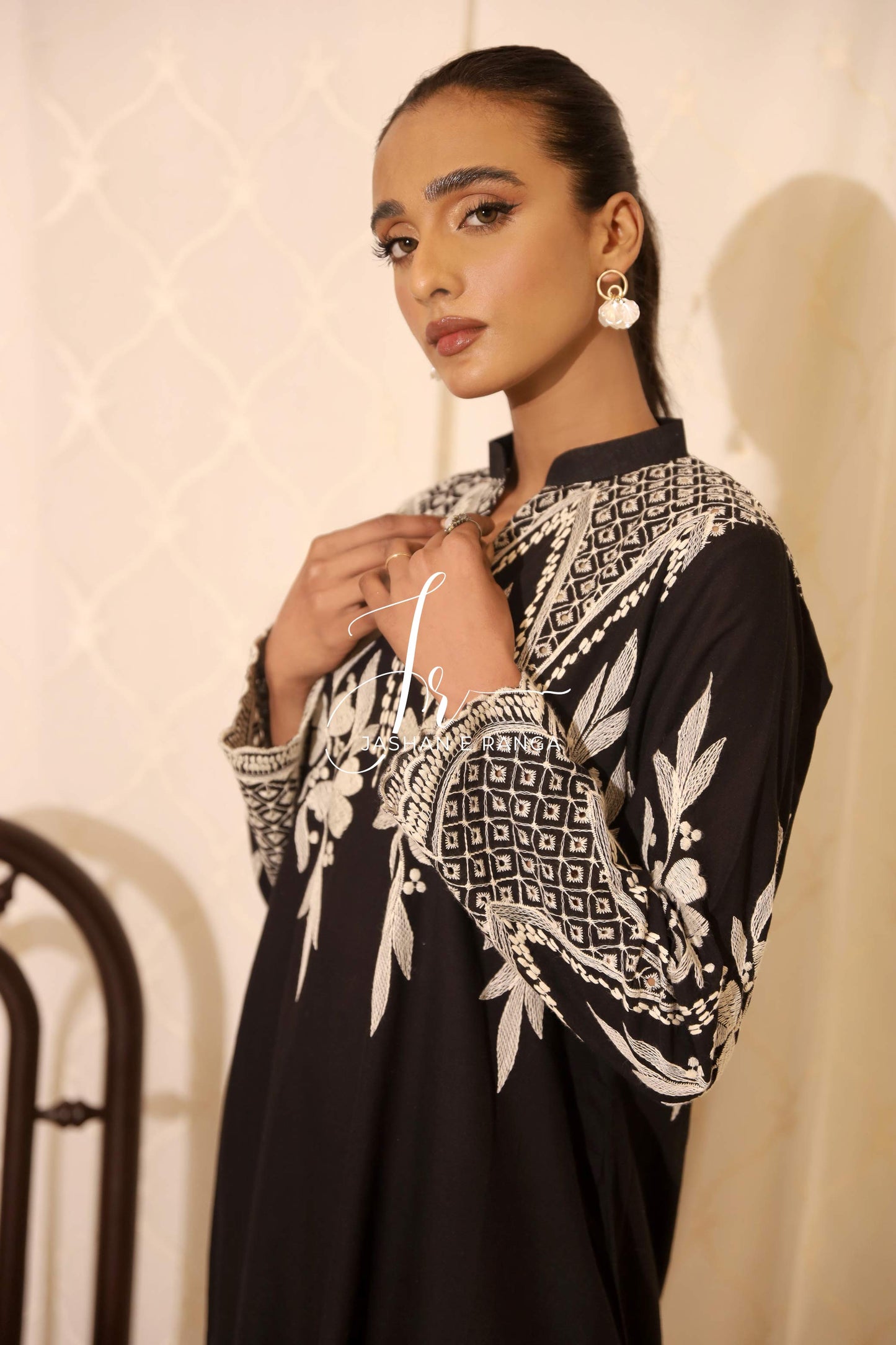 Black Bunch ( 2 piece ready to wear )