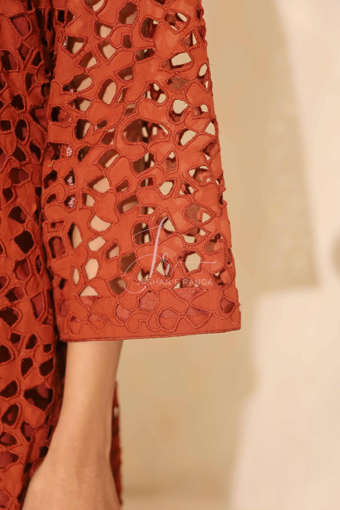 Deep in mud (2-piece ready to wear)