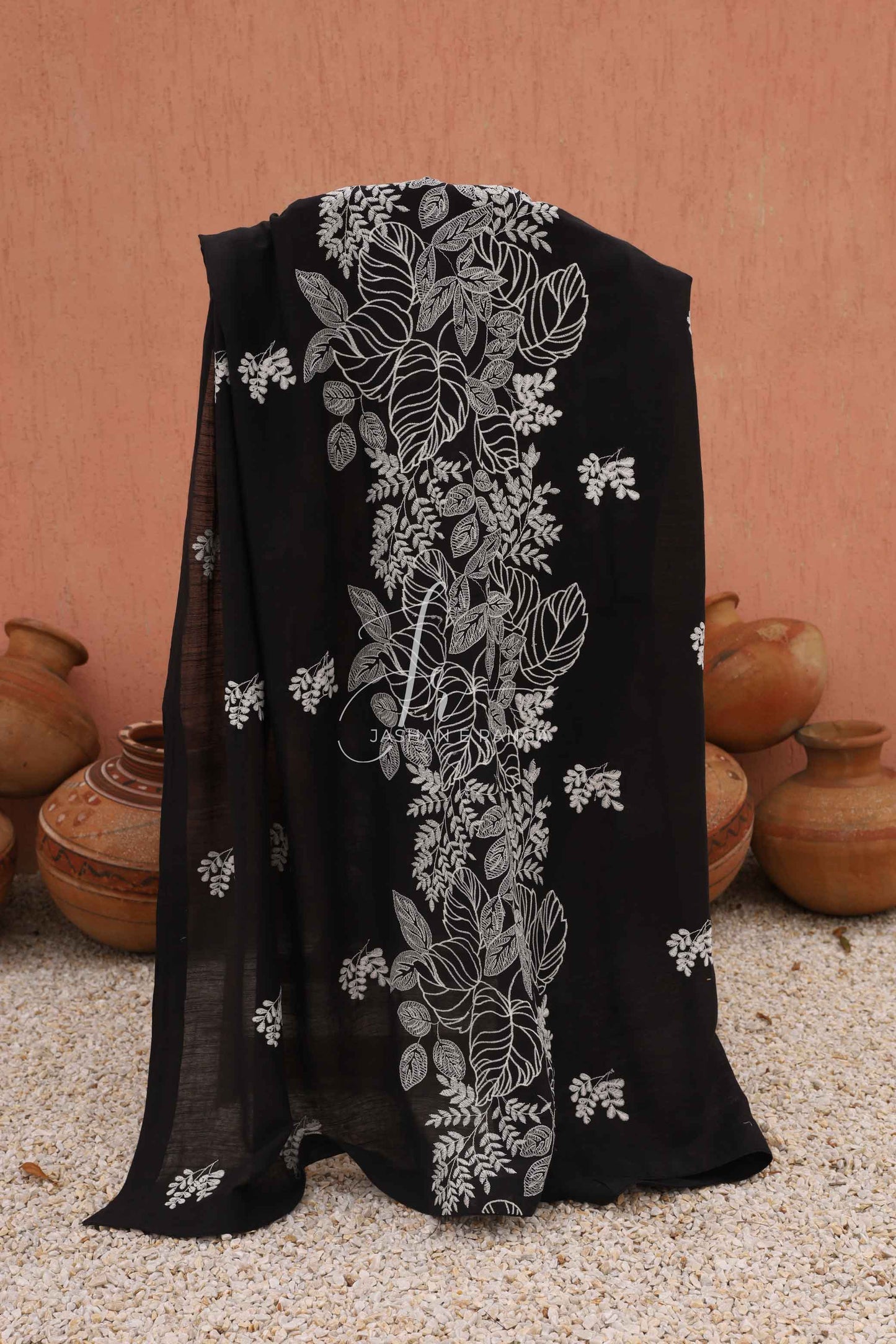 Black Marble (Pure Doriya Lawn)